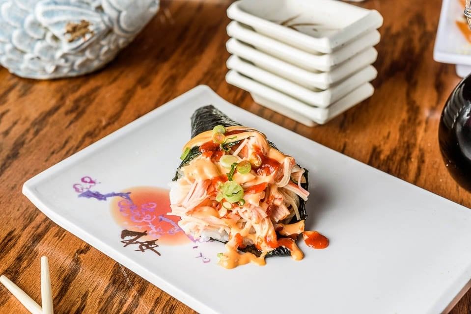 Spicy Crab Handroll •