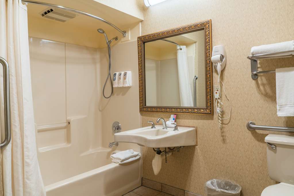 Best Western Inn & Suites Image