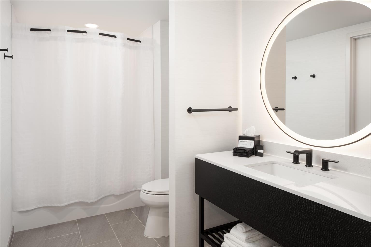 Embassy Suites by Hilton Chattanooga Downtown Image