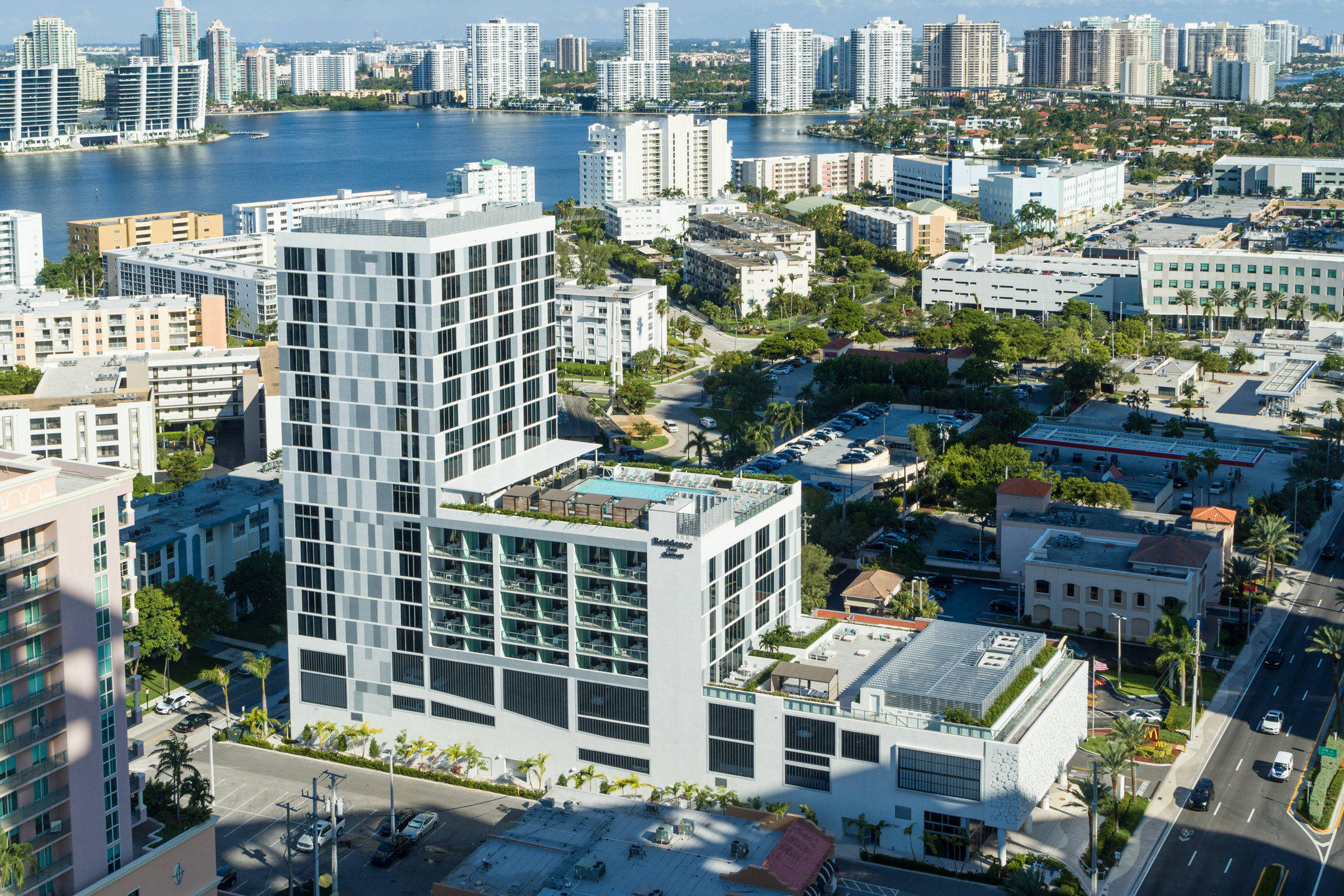 Residence Inn by Marriott Miami Sunny Isles Beach Photo