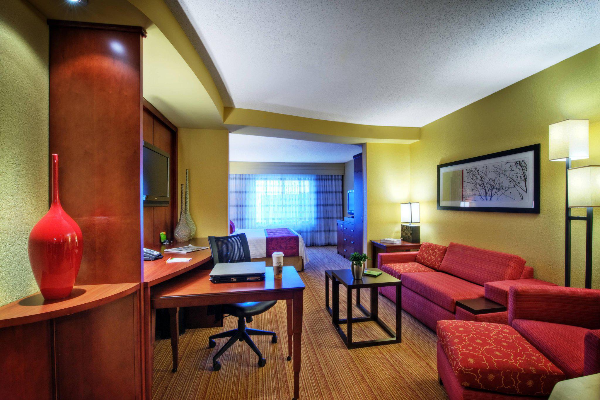 Courtyard by Marriott Johnson City Photo