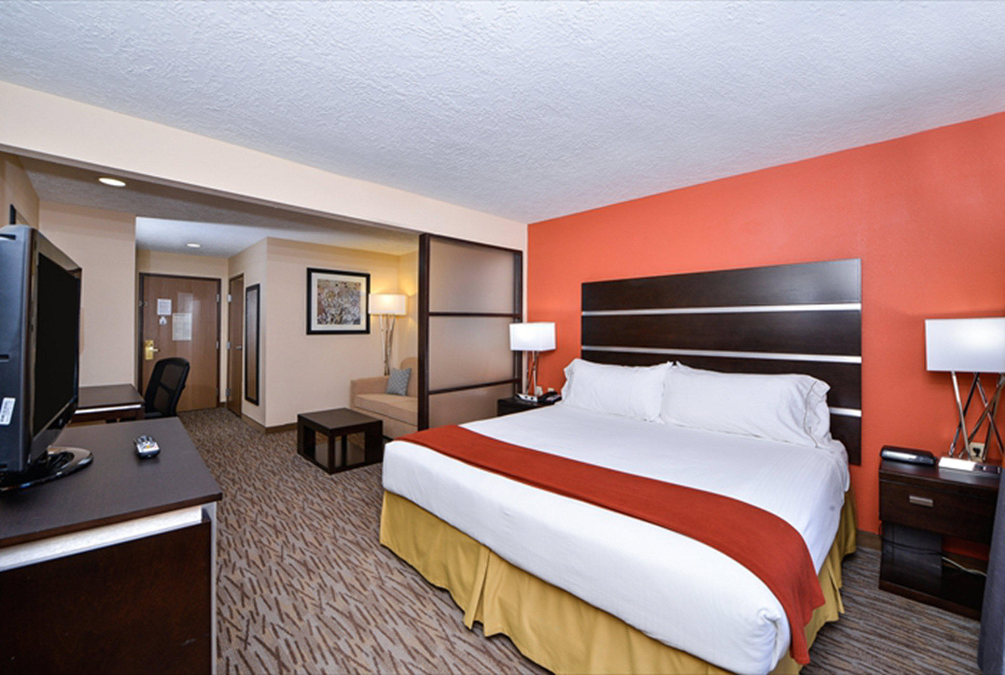 Holiday Inn Express & Suites Kingwood - Medical Center Area Photo