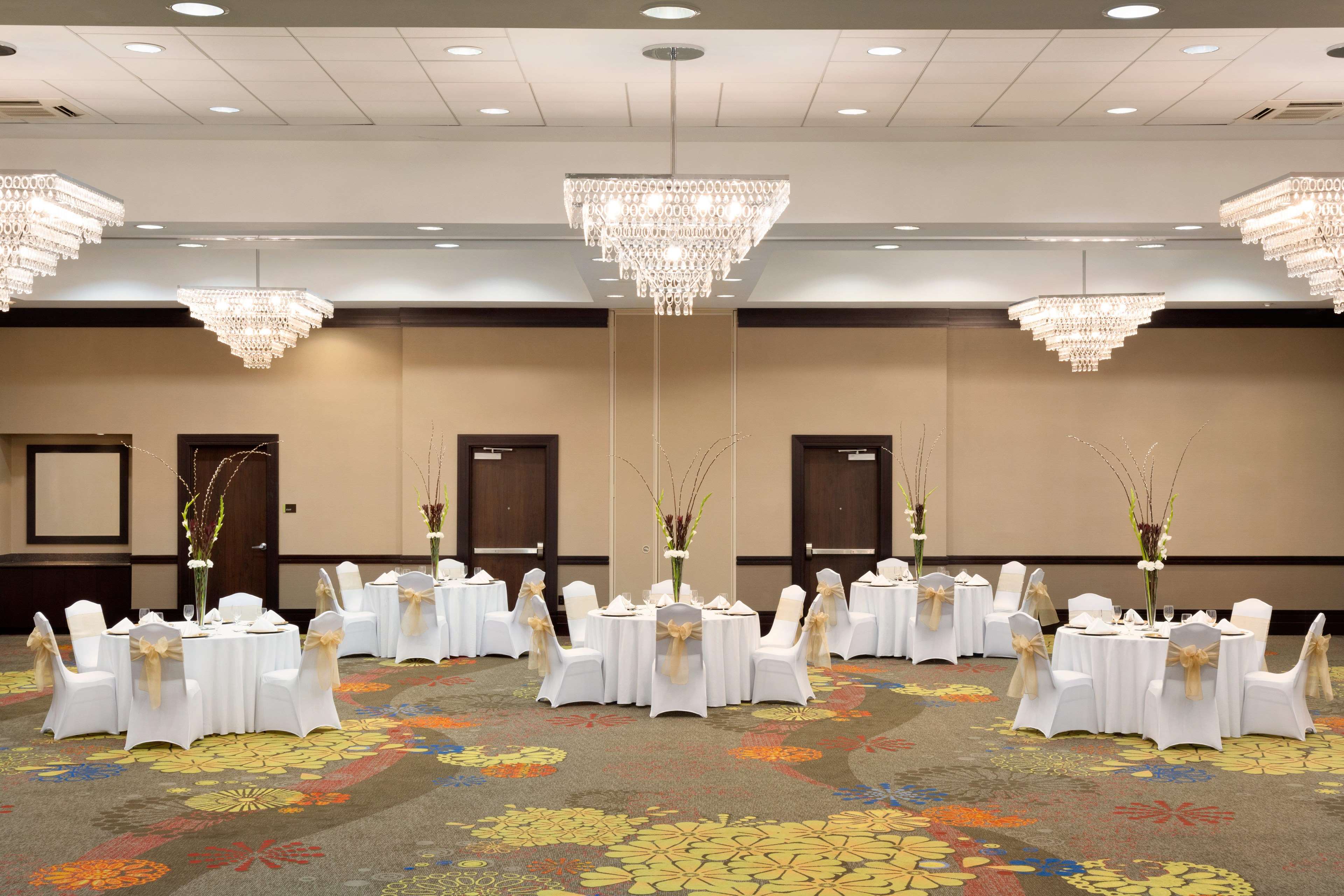 Hilton Garden Inn Houston NW America Plaza Photo