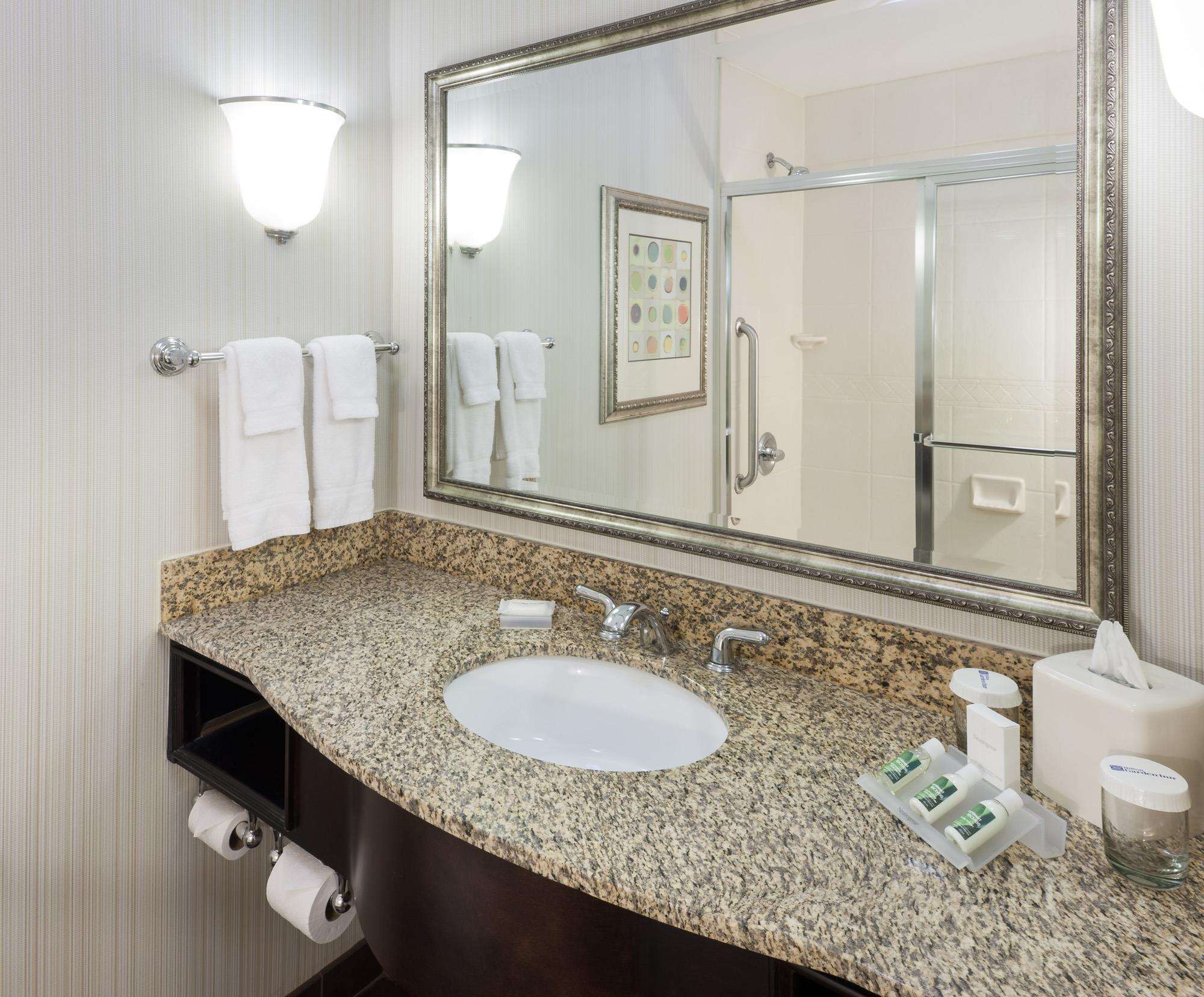 Hilton Garden Inn Merrillville Photo