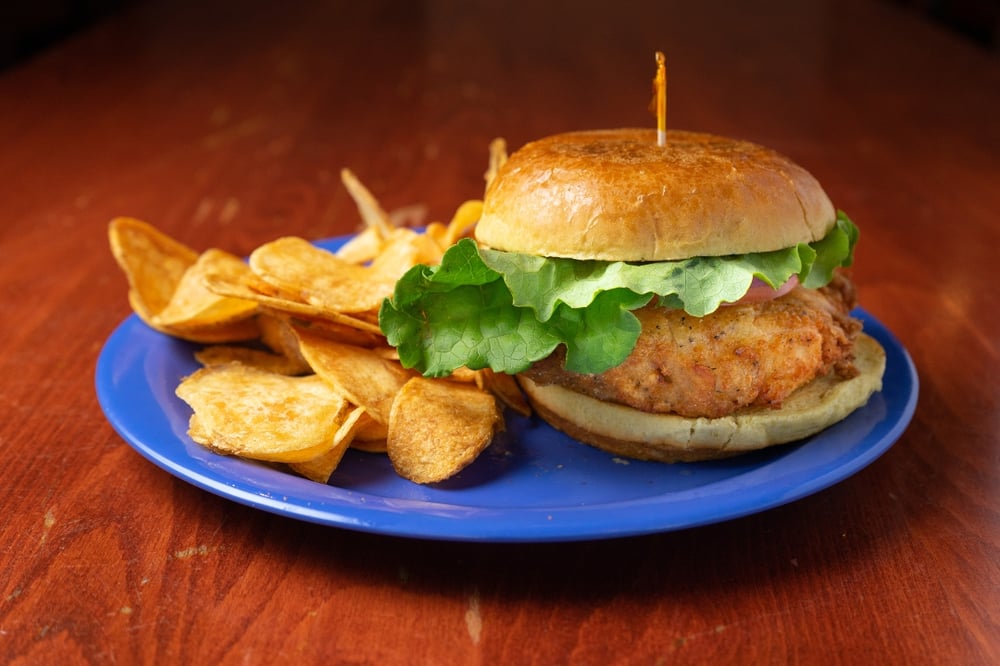 FRIED CHICKEN SANDWICH