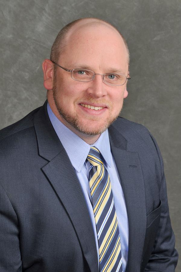 Edward Jones - Financial Advisor: Steve Babson II Photo