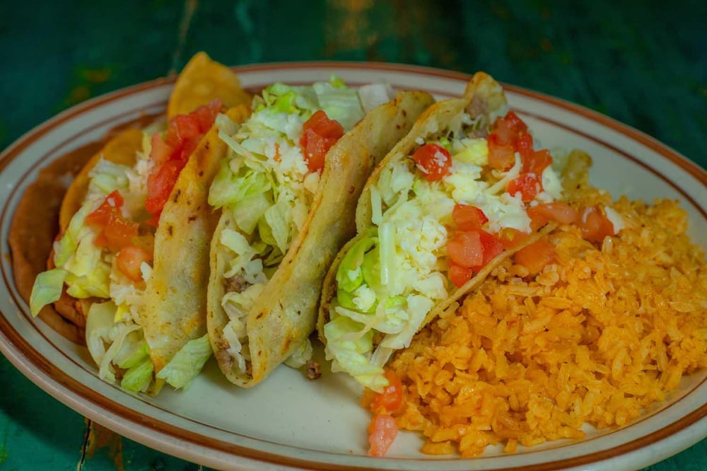 Monday Special/Ground Beef or Potato Taco Plate