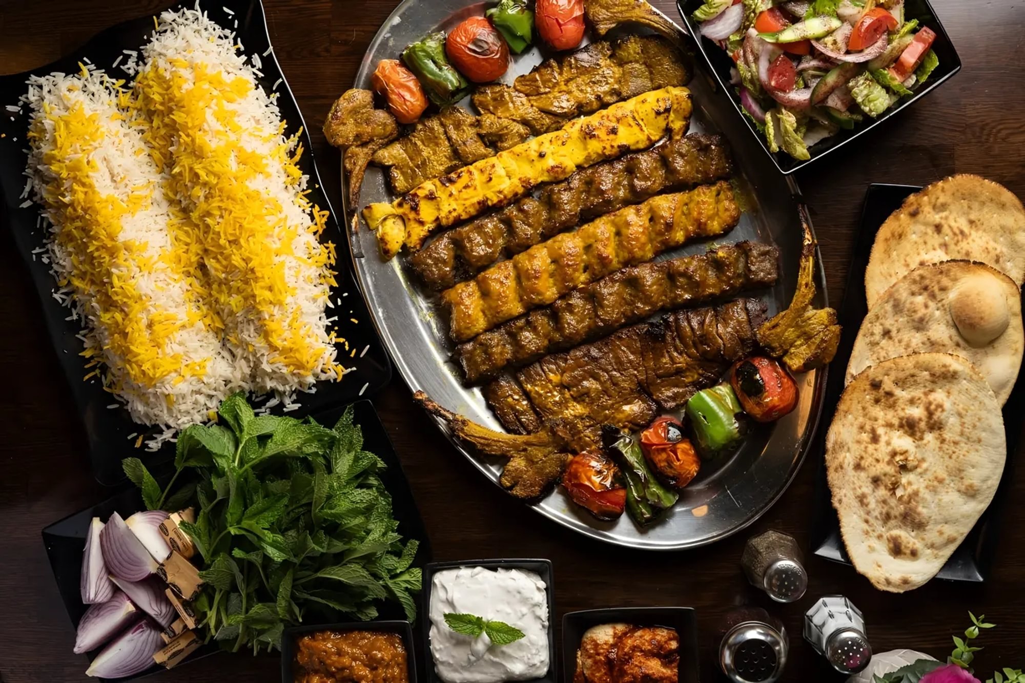 FAMILY COMBO #1 (Serves 4-6)