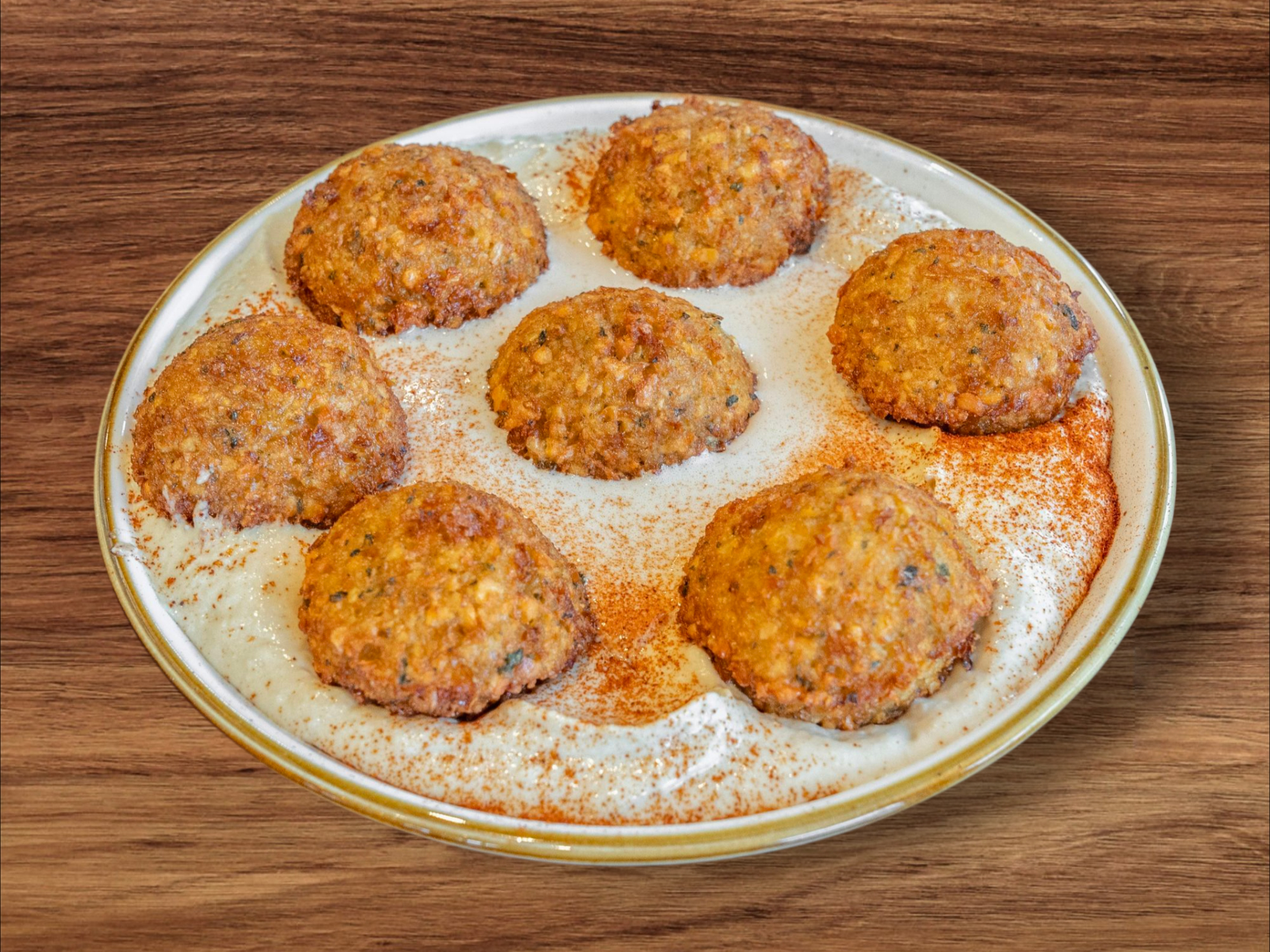 Humus Falafel