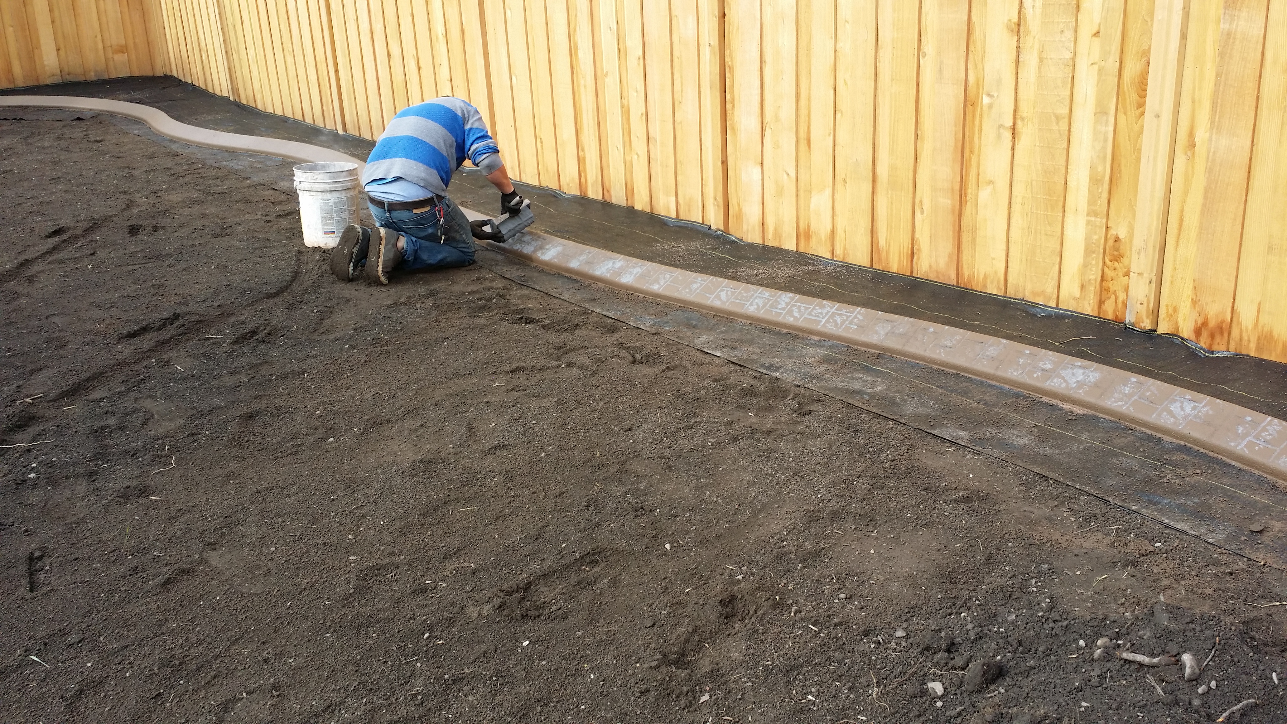 Concrete landscape Curbing