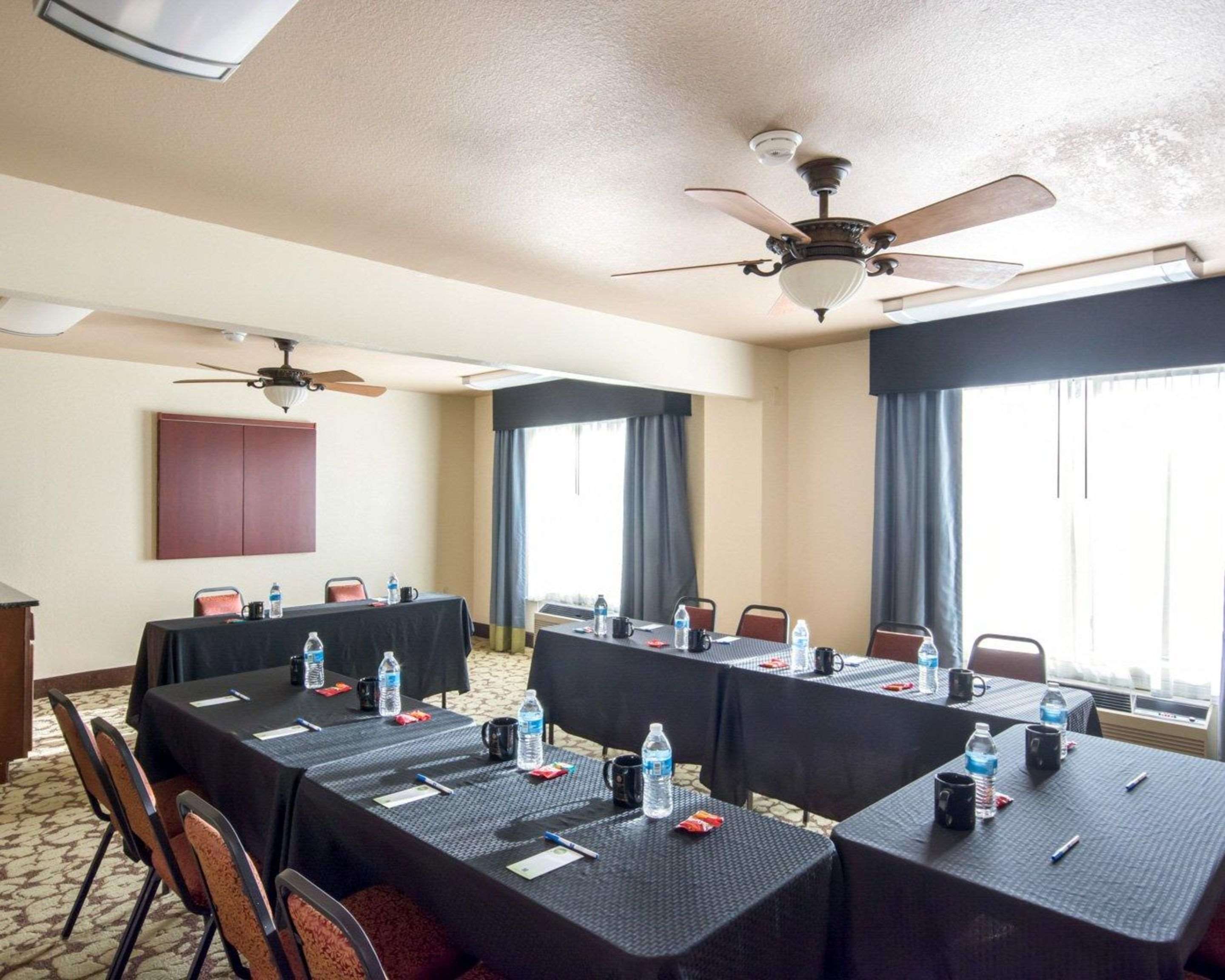 Comfort Inn Suites Mansfield 175 N Hwy 287 Mansfield Tx