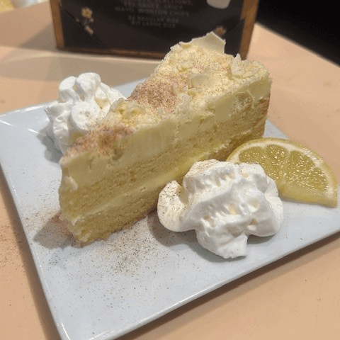 LIMONCELLO CAKE