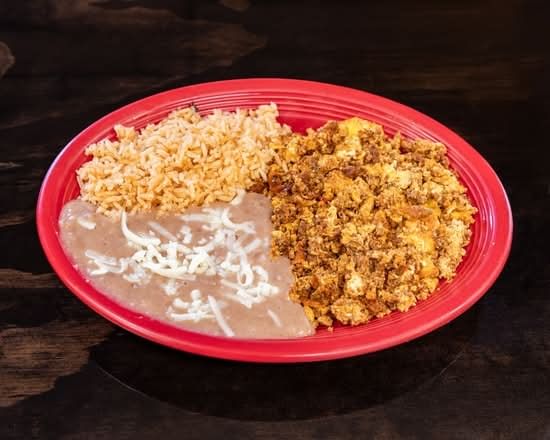Huevos Con Chorizo Plate