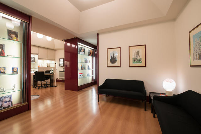 Gallery thumbnail
