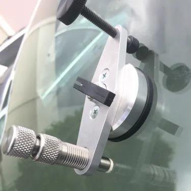 Mark Gardner's Auto Glass &amp; Rock Chip Repair Logo