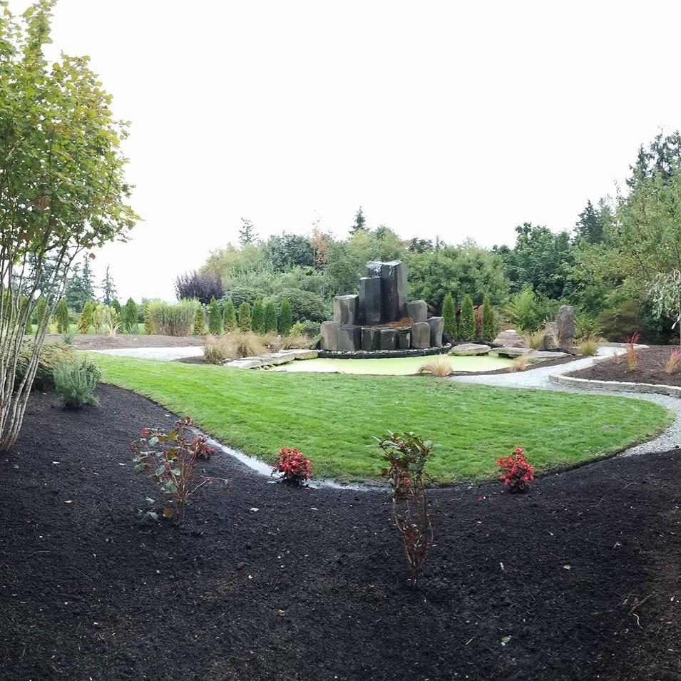 Tyler's Lawn Salon, LLC Logo