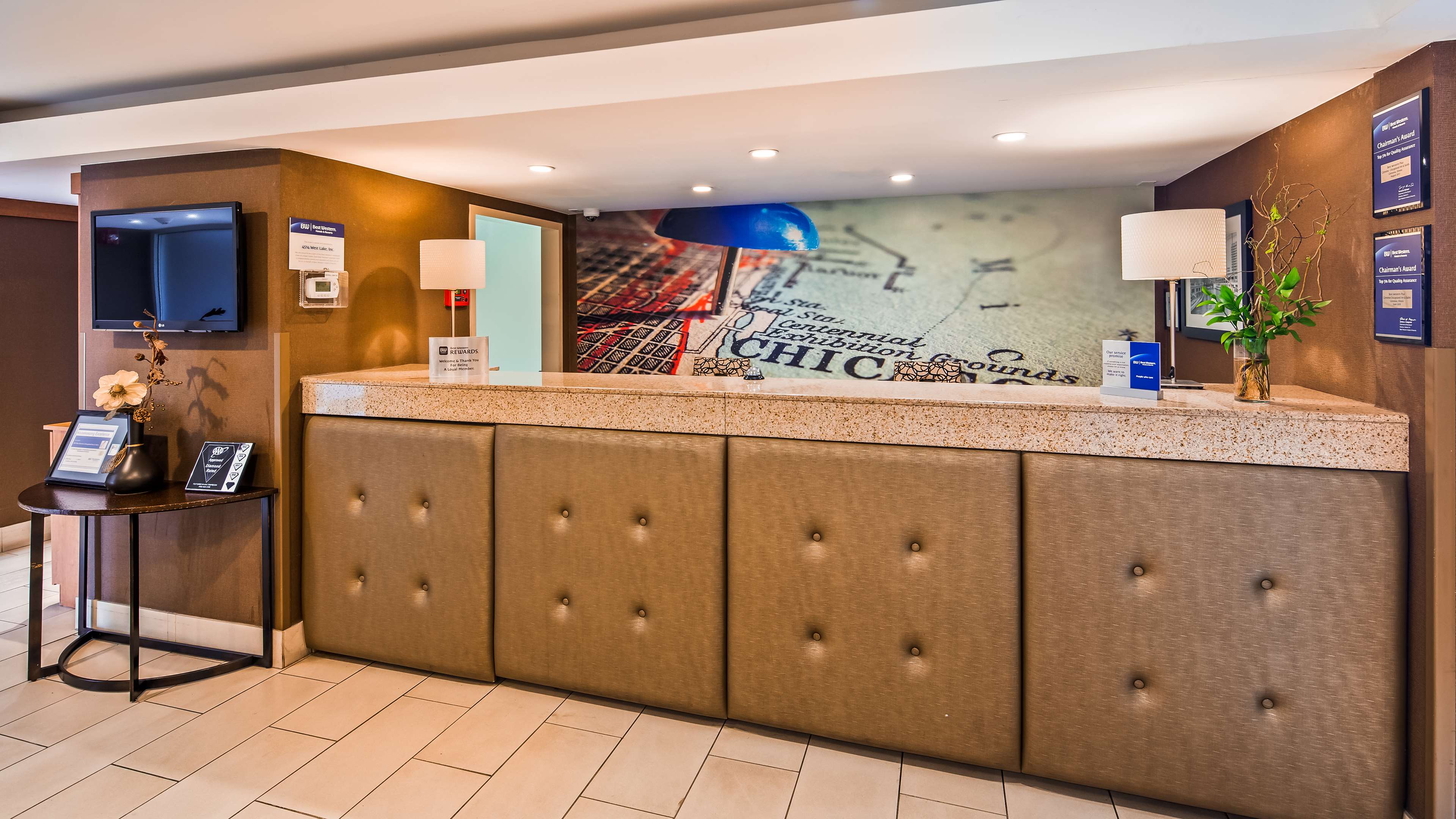 Best Western Plus Glenview-Chicagoland Inn & Suites Photo