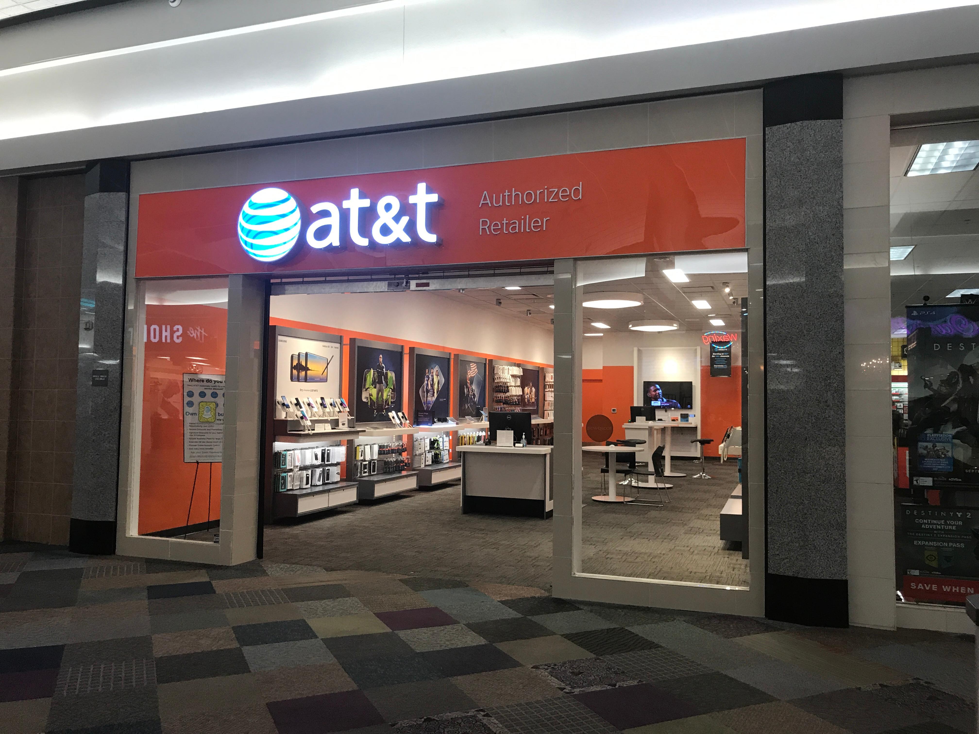 AT&T Store Photo