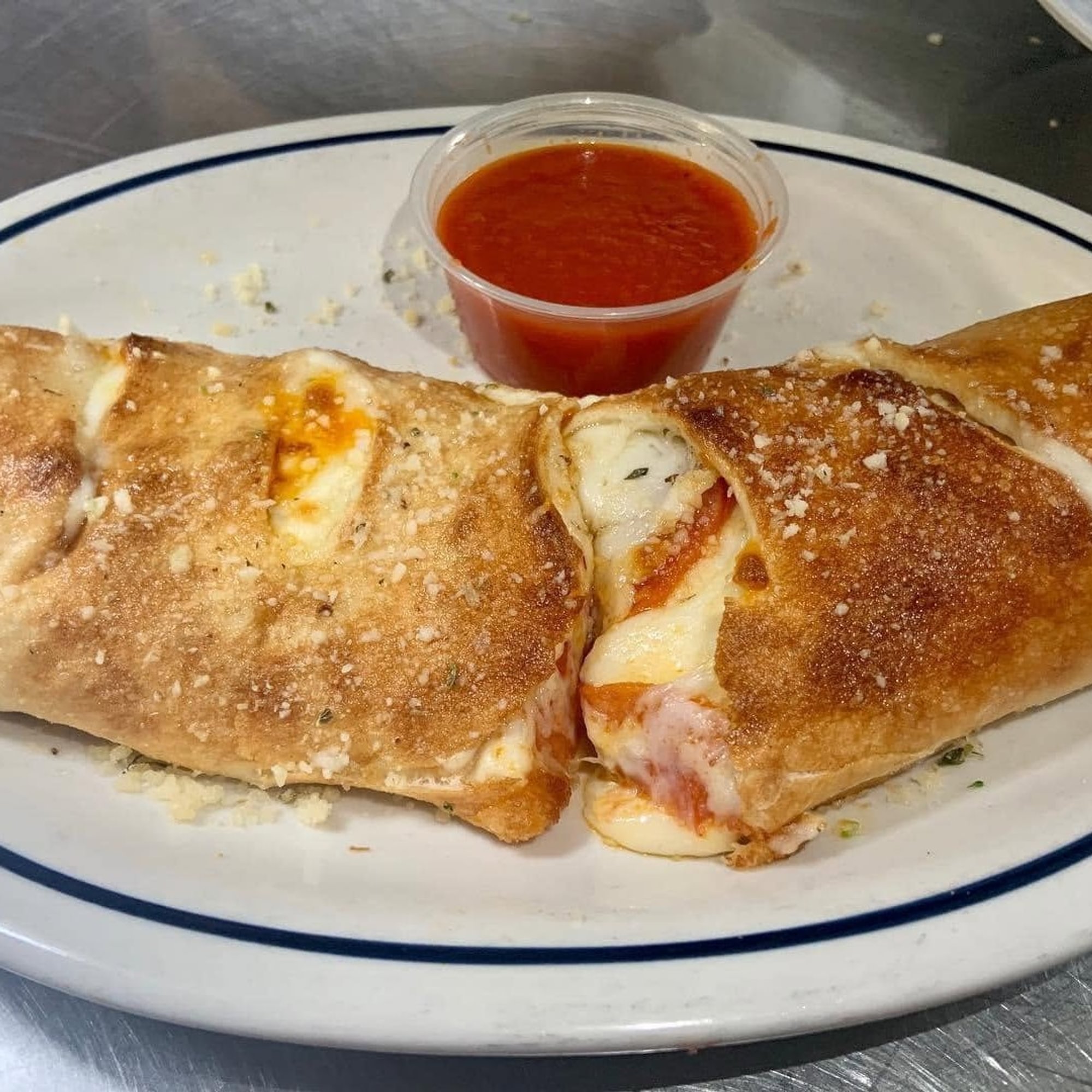 SM) REGULAR STROMBOLI & DRINK