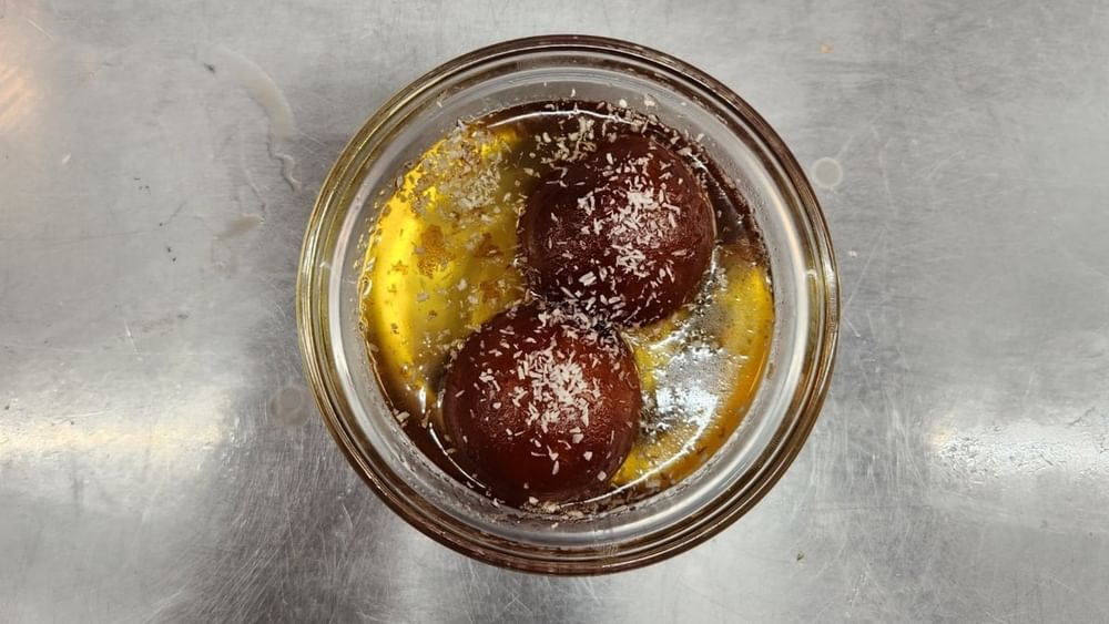 Gulab Jamun 1 lb Approx 7-9 pc