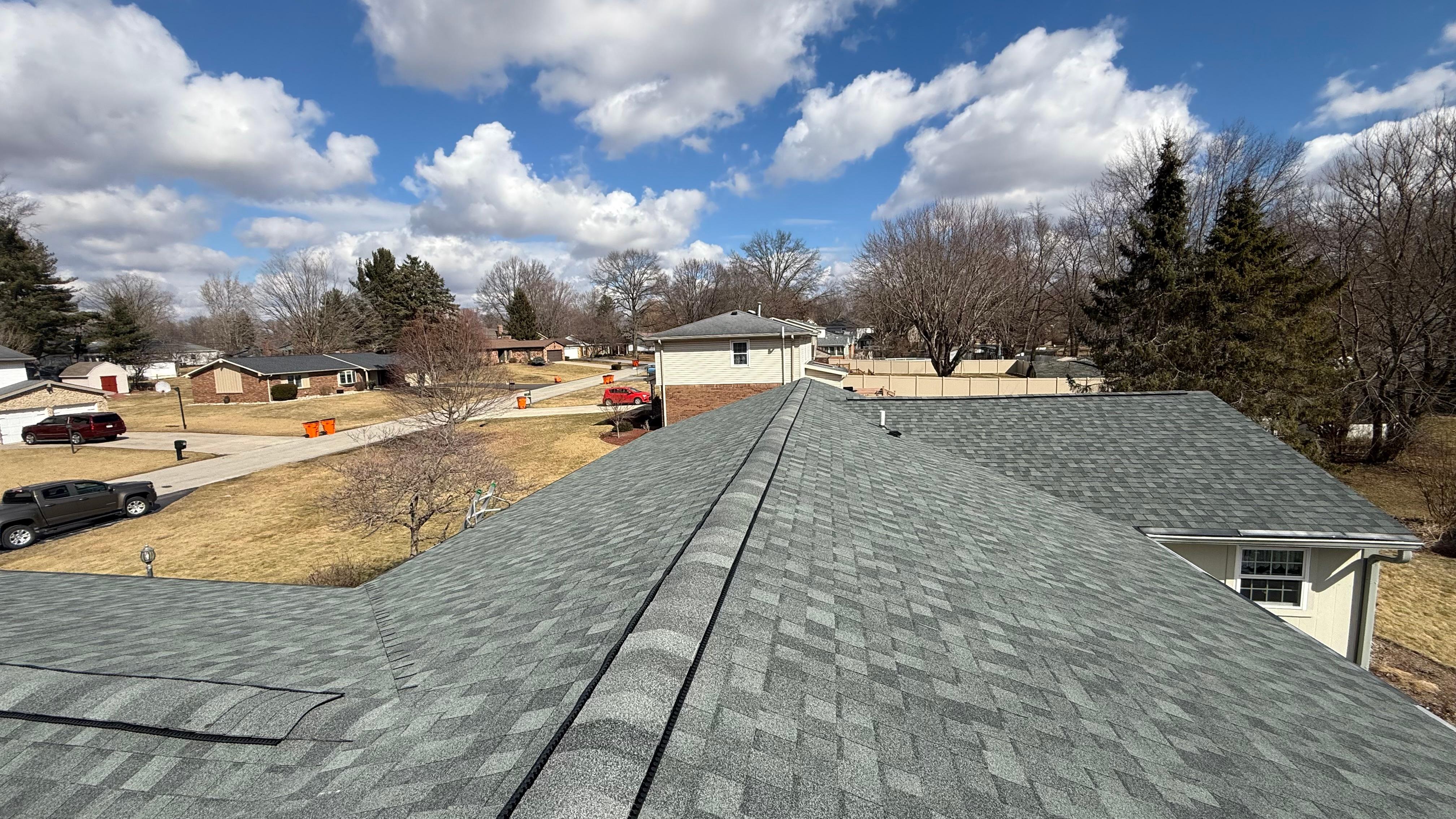 Grand Roofing Inc. Image
