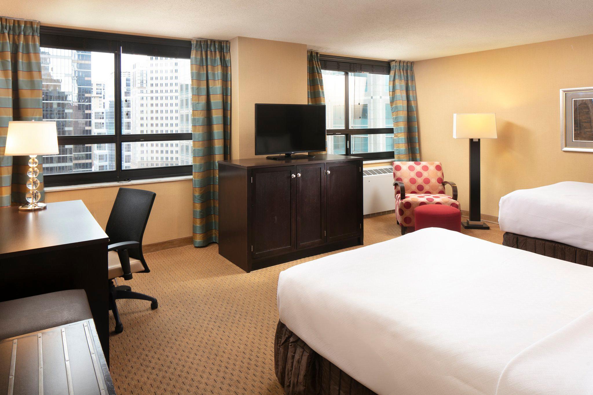 Crowne Plaza Minneapolis Northstar Downtown Photo