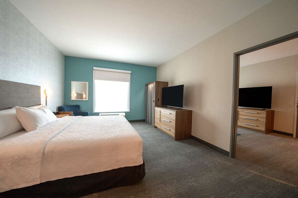 Home2 Suites by Hilton Fort Walton Beach Eglin Air Force Base Image