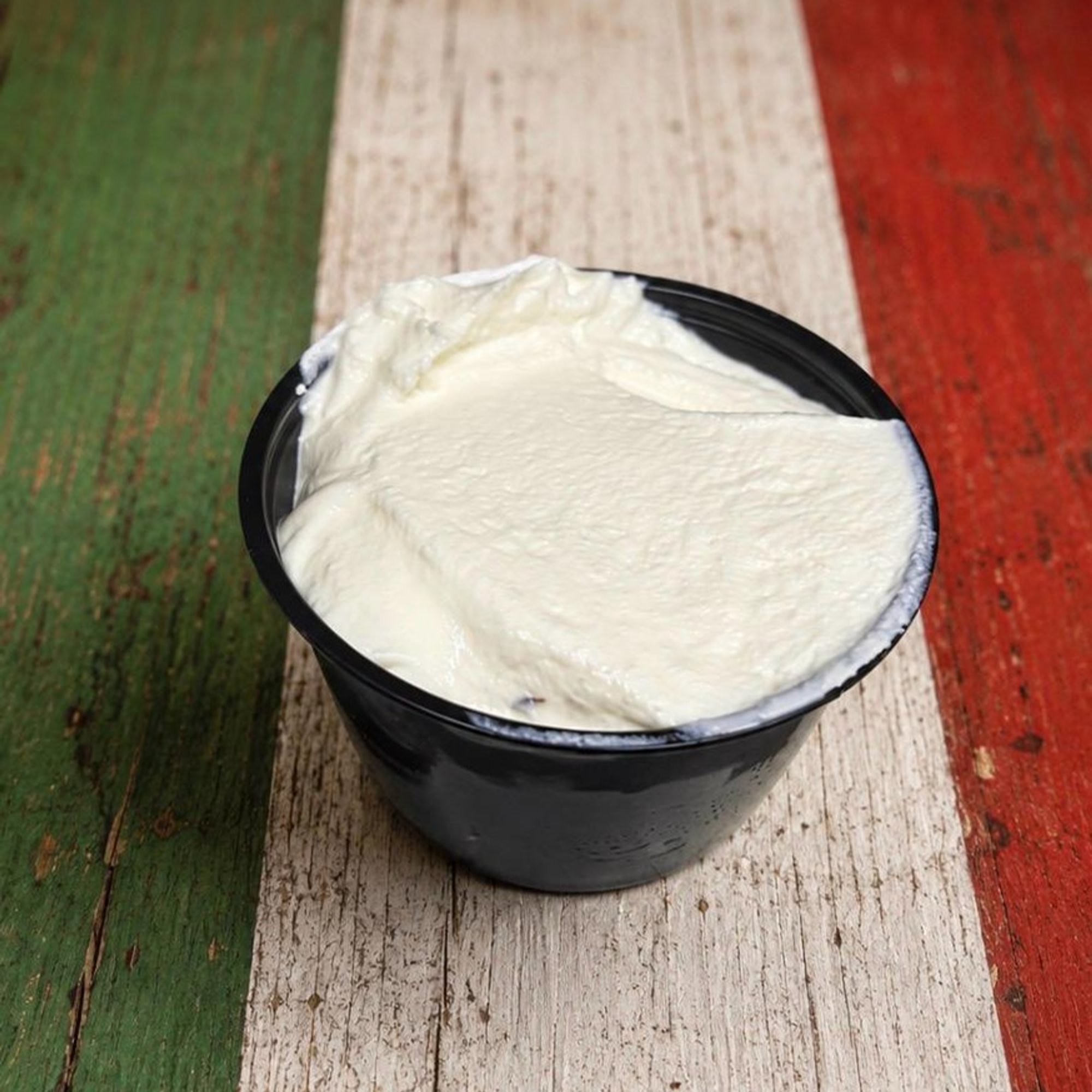 Sour Cream 4 oz