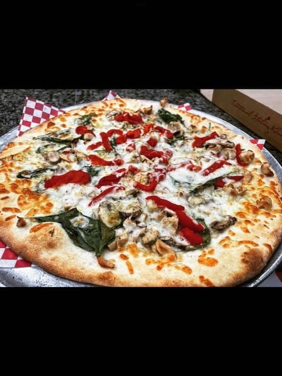 Chicken Florentine Pizza