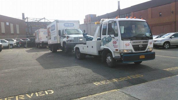 Images Pat's Towing
