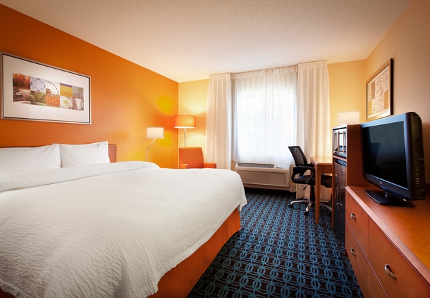 Images Fairfield Inn & Suites by Marriott Phoenix North