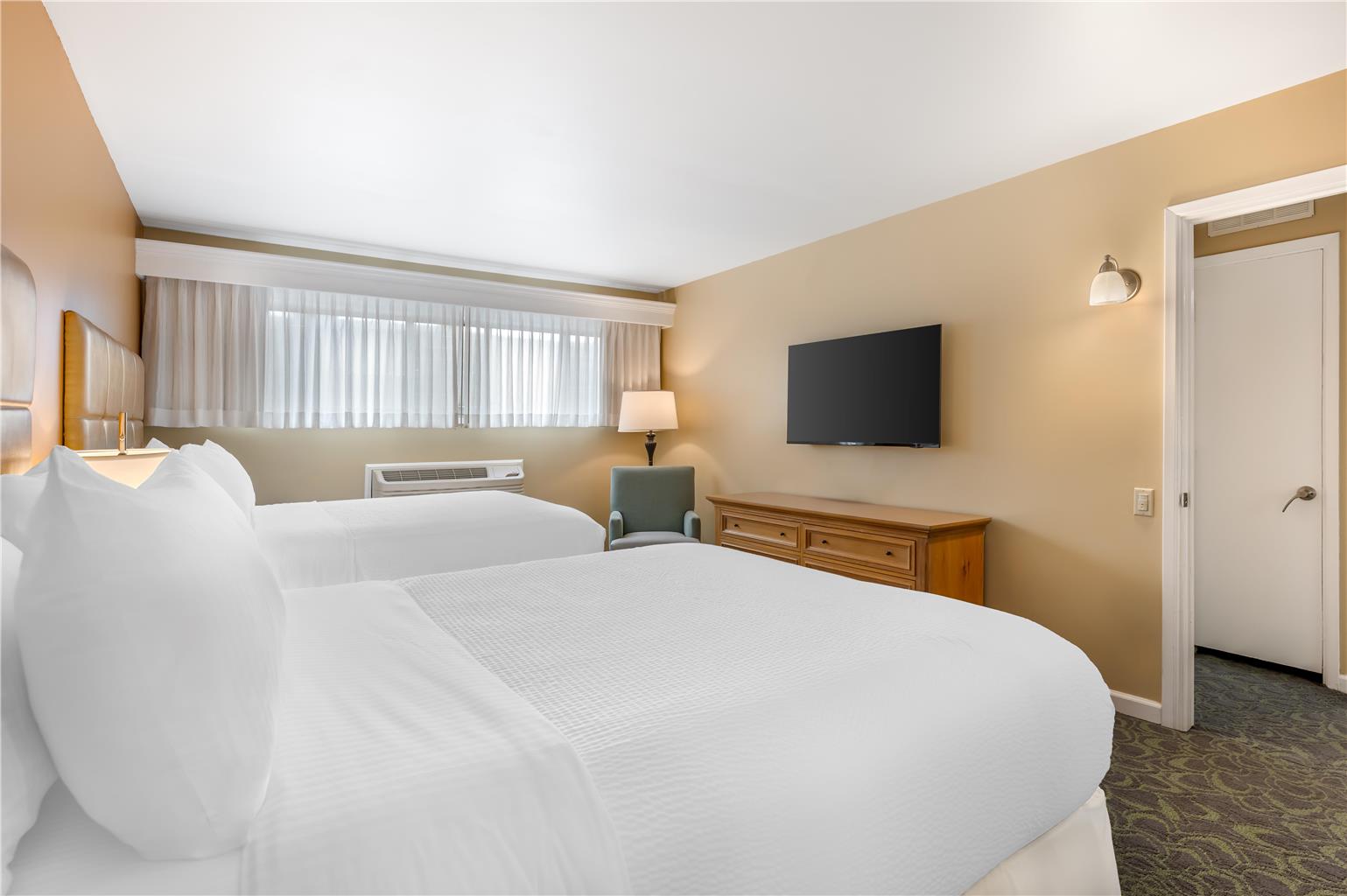 Best Western Plus Santa Barbara Image