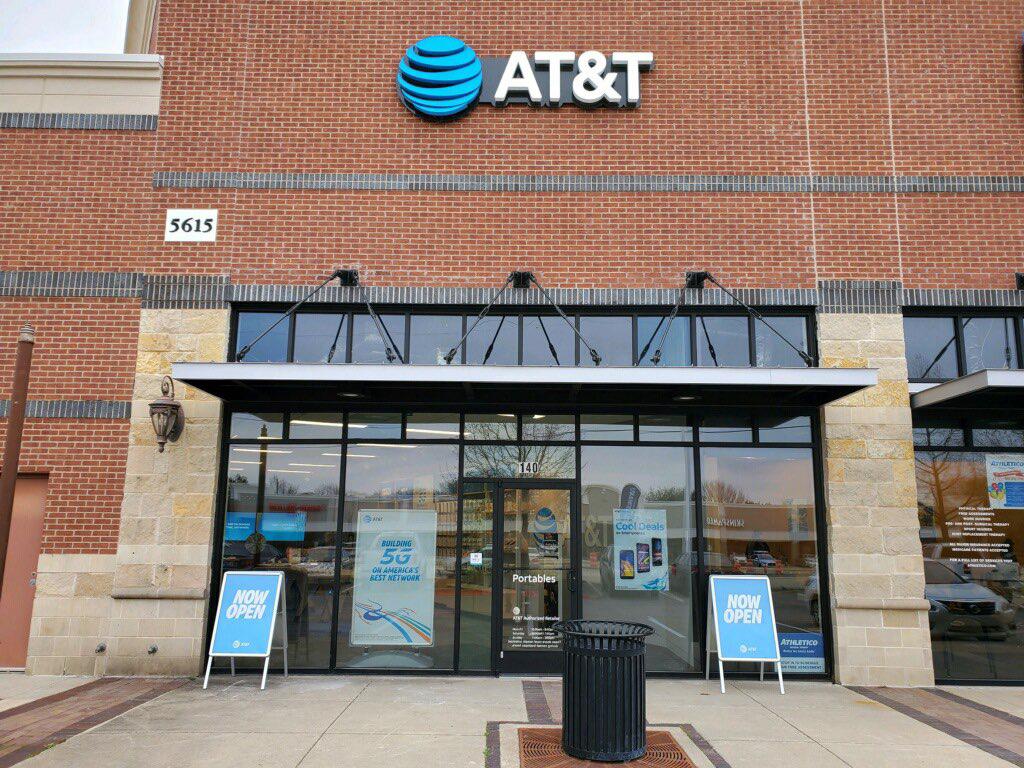 AT&T Store Photo