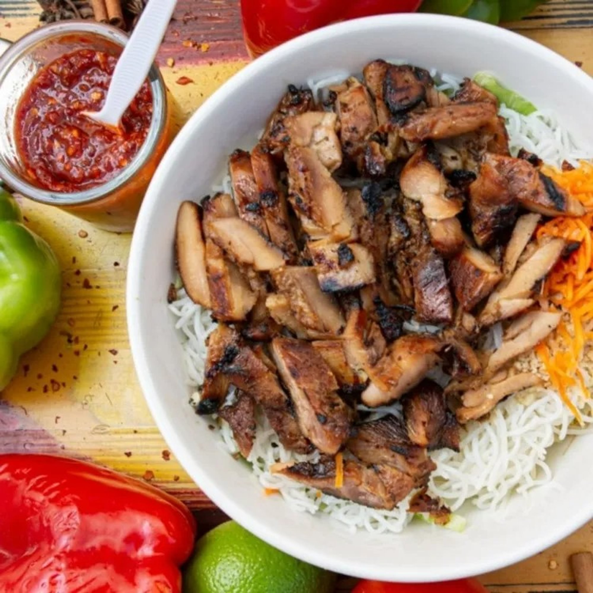 Grilled Chicken Bowl (Bun Ga Noung)