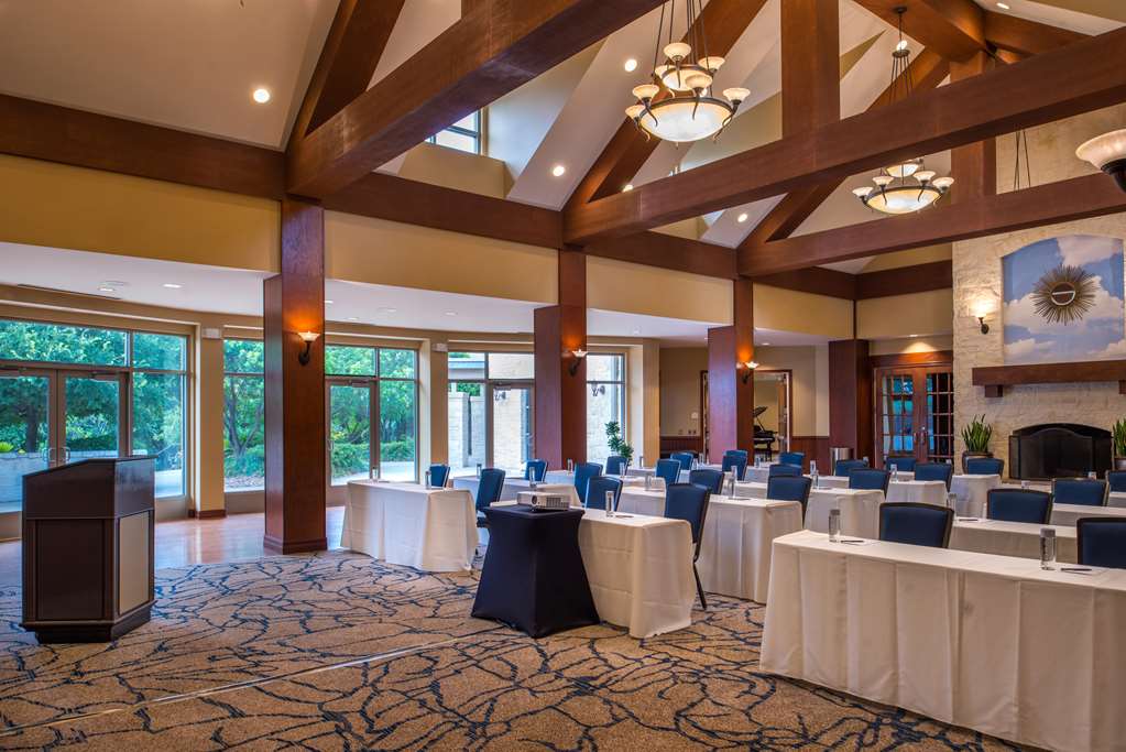 Hilton San Antonio Hill Country Image