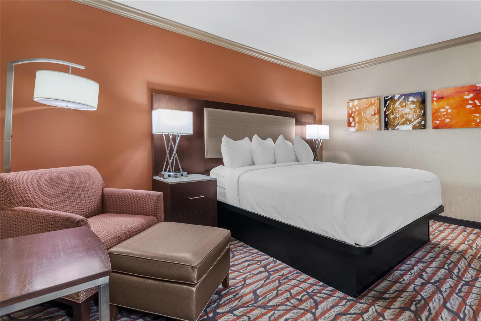 Best Western Plus Brookside Inn Image