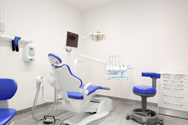 Images Clínica Dental Milenium Sanitas Ibiza