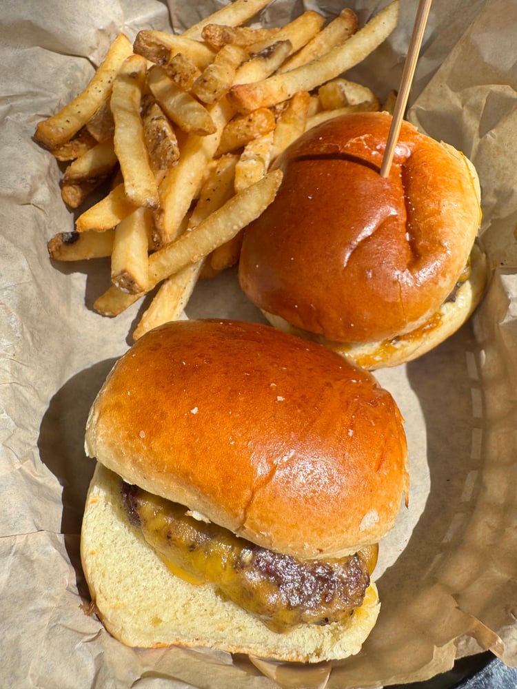 Kids Burger & Fries