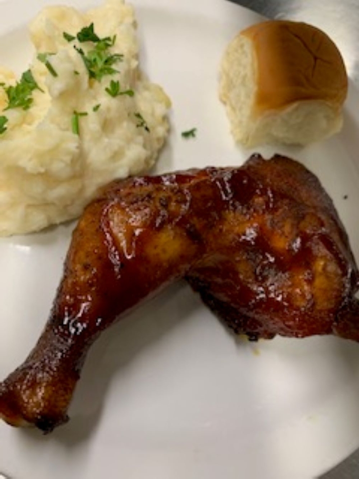 BBQ CHICKEN LEG QUARTERS