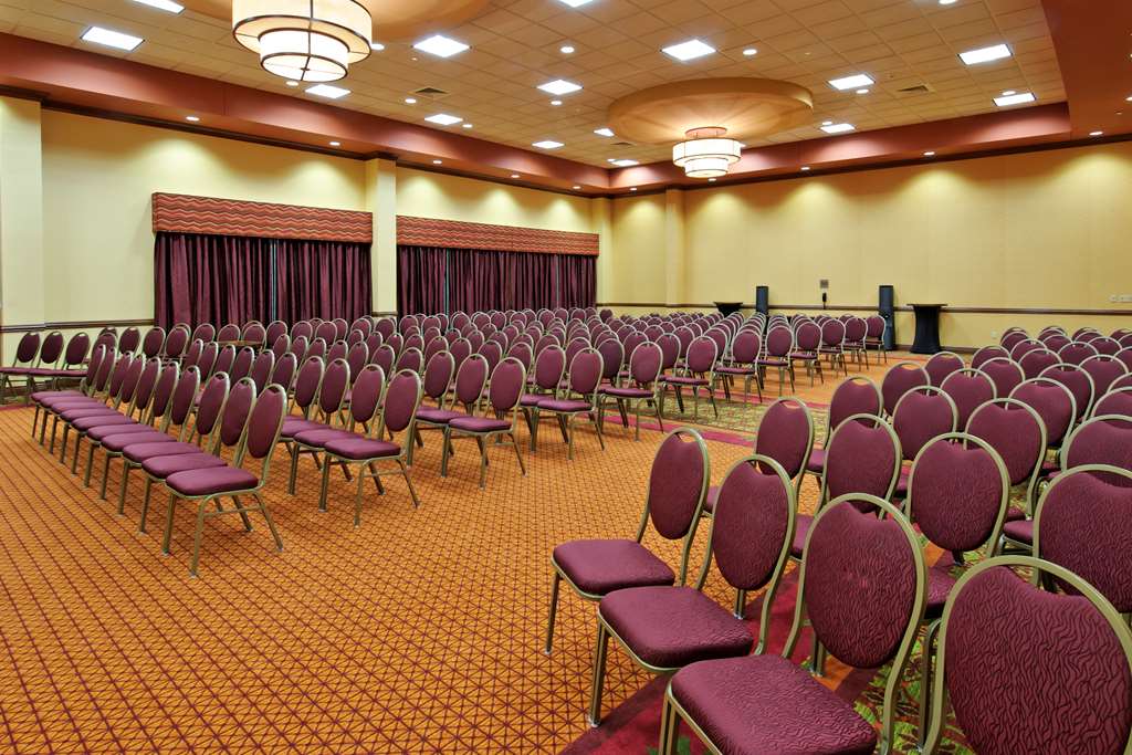 Embassy Suites by Hilton Omaha La Vista Hotel & Conference Center Image