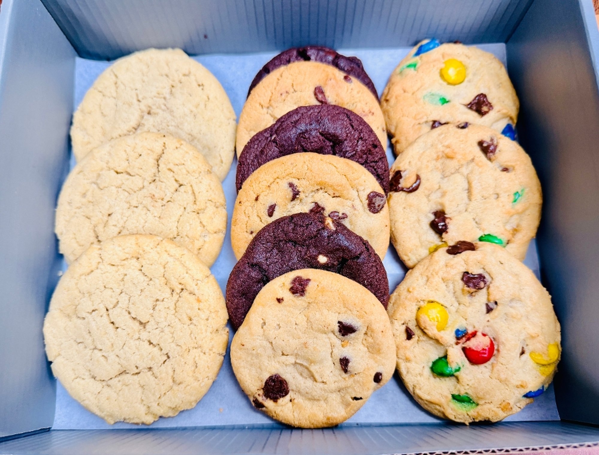 1 DOZEN BOX
