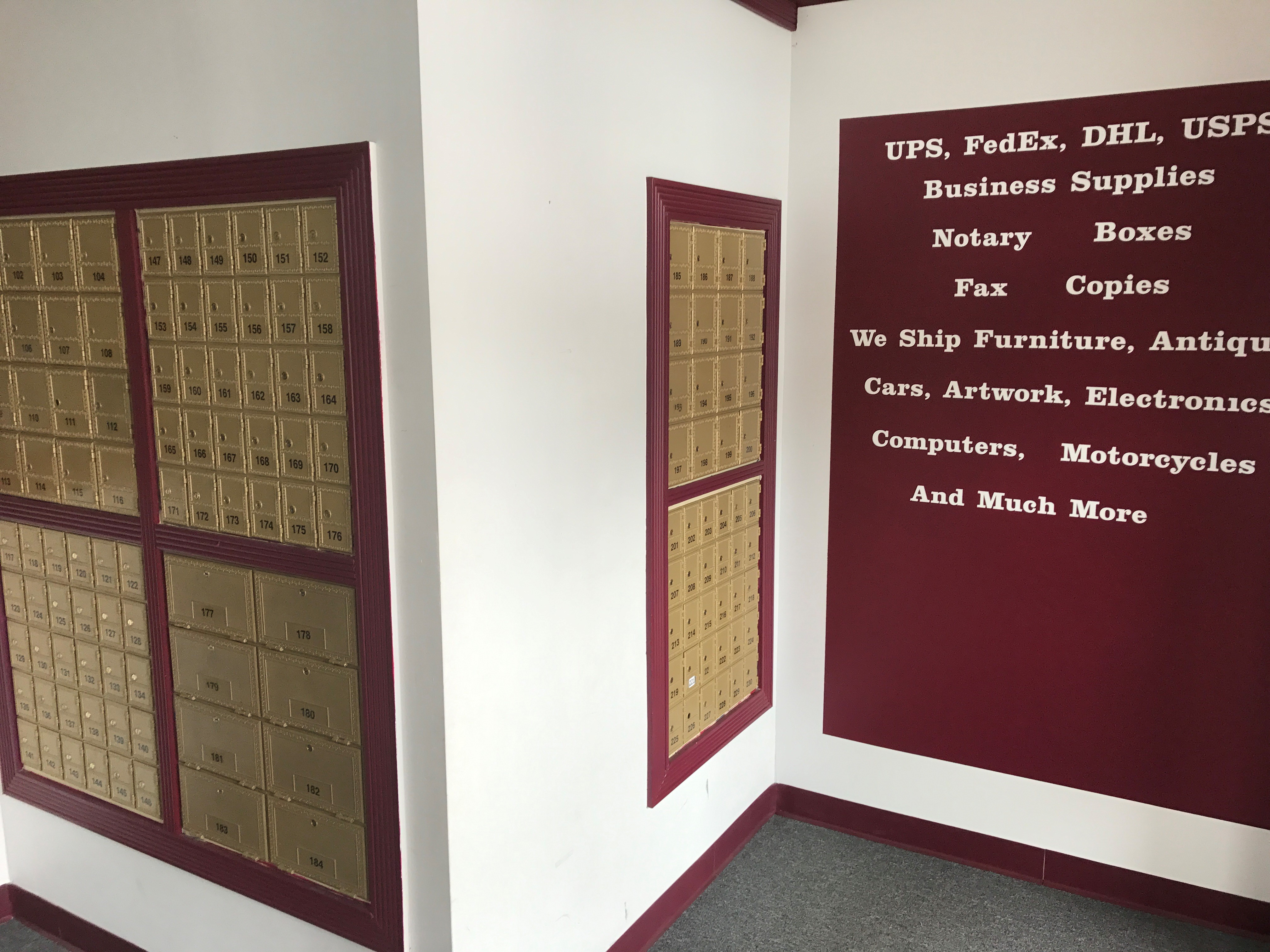 UPS Authorized Shipping Outlet Logo