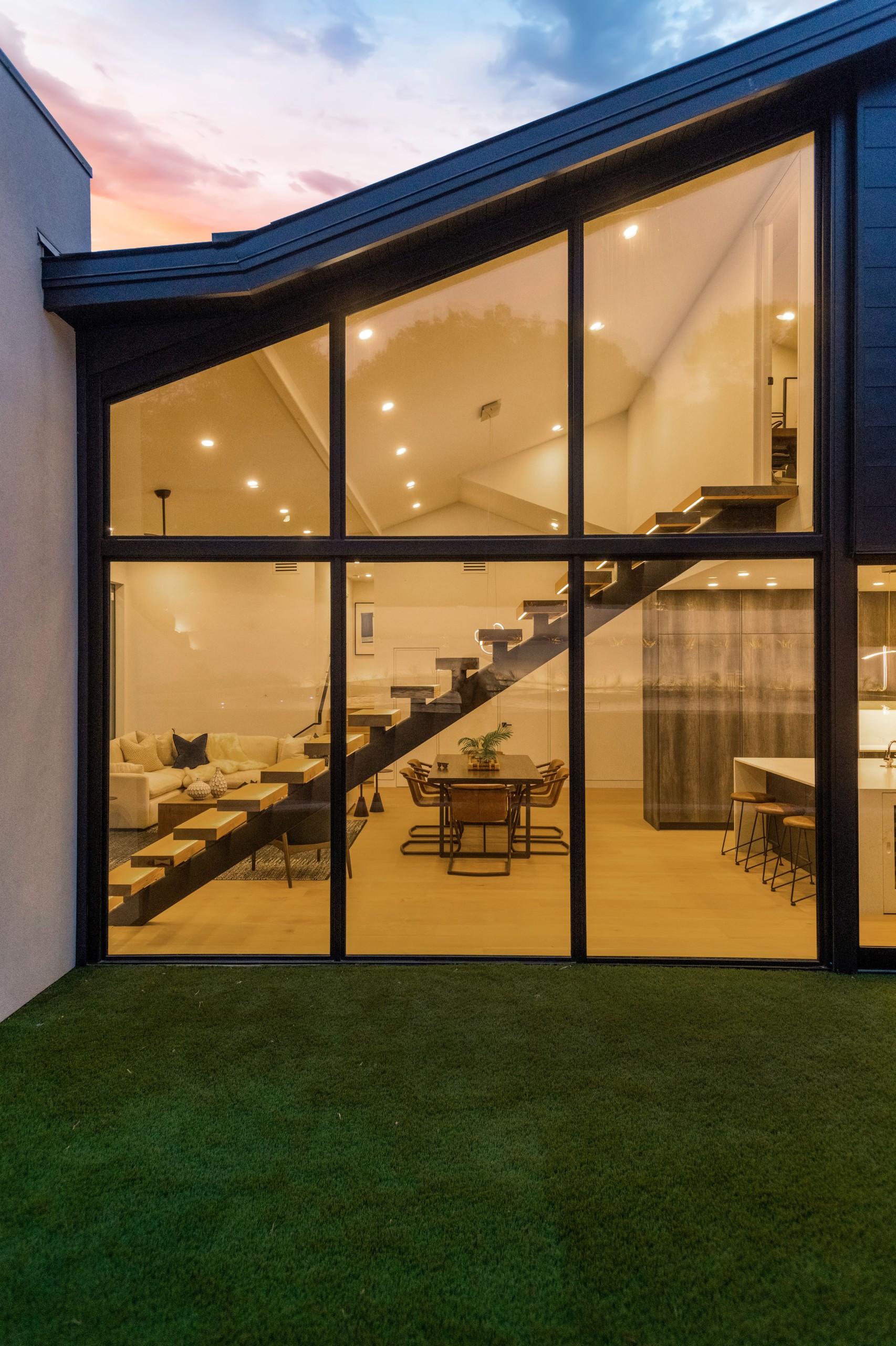 Waterloo Turf Houston Image