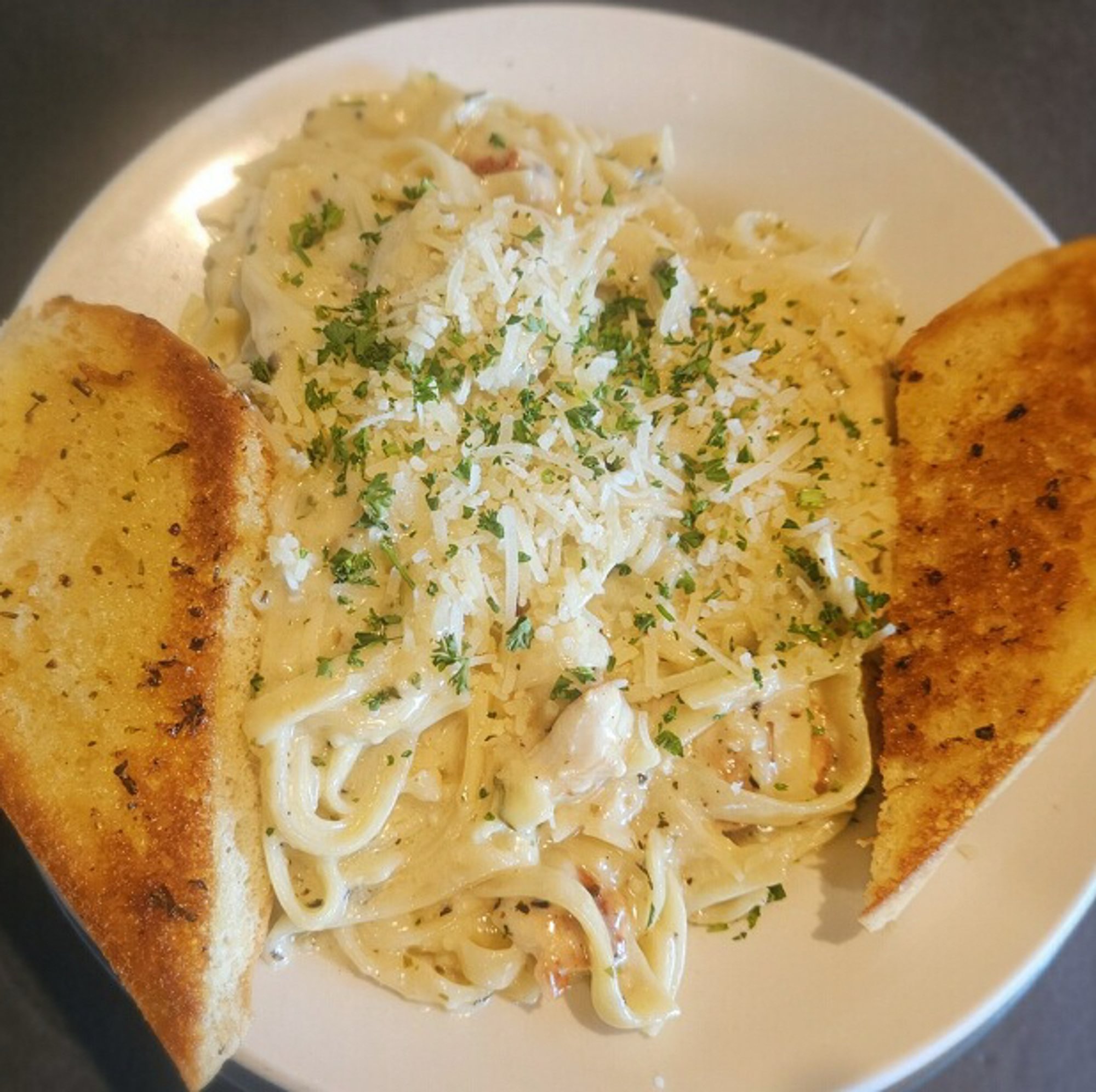 Fettuccine Alfredo