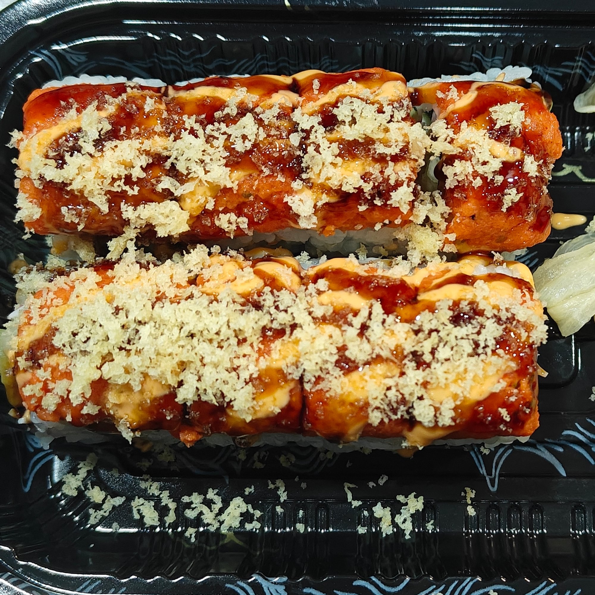 Crunchy Tuna Tartar Roll