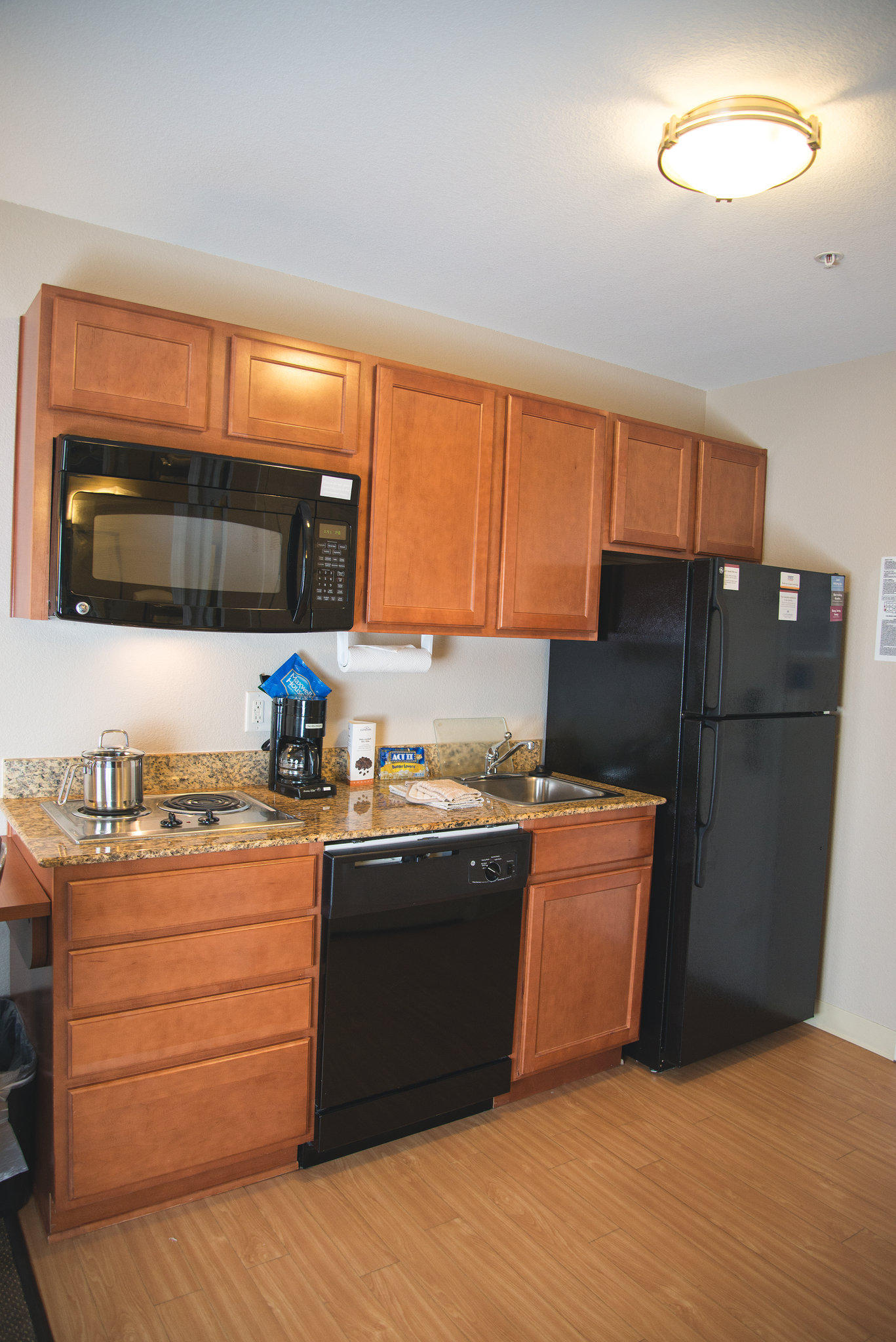 Candlewood Suites Loveland Photo