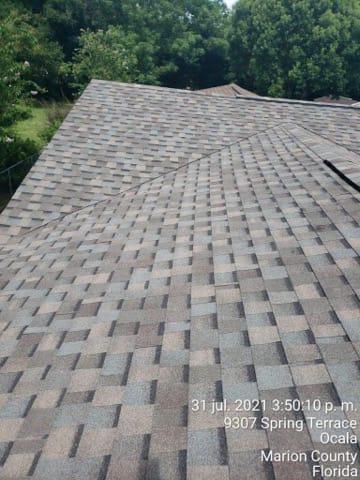 Pinnacle Roofing Image