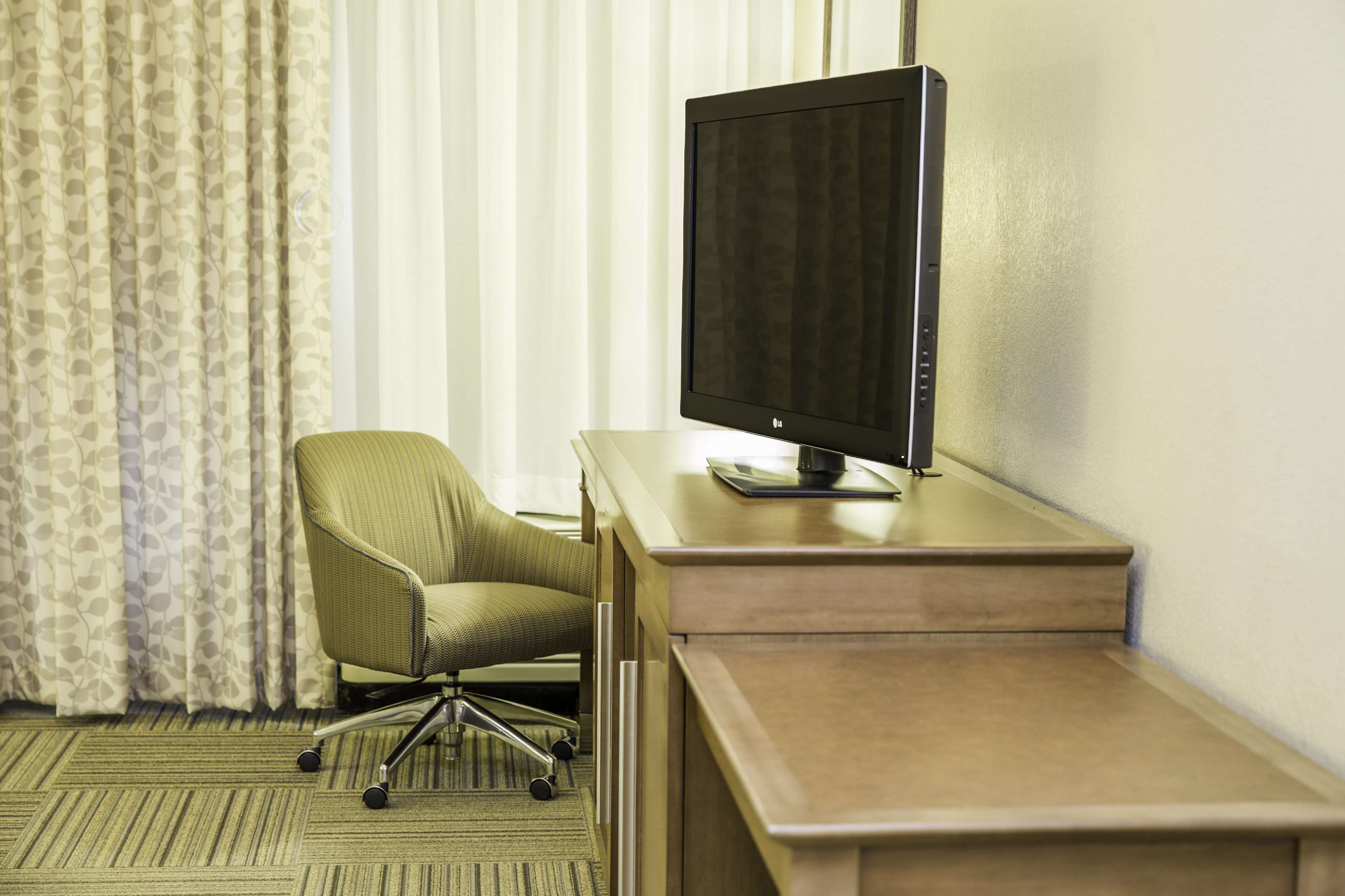 Hampton Inn Philadelphia-International Airport Photo