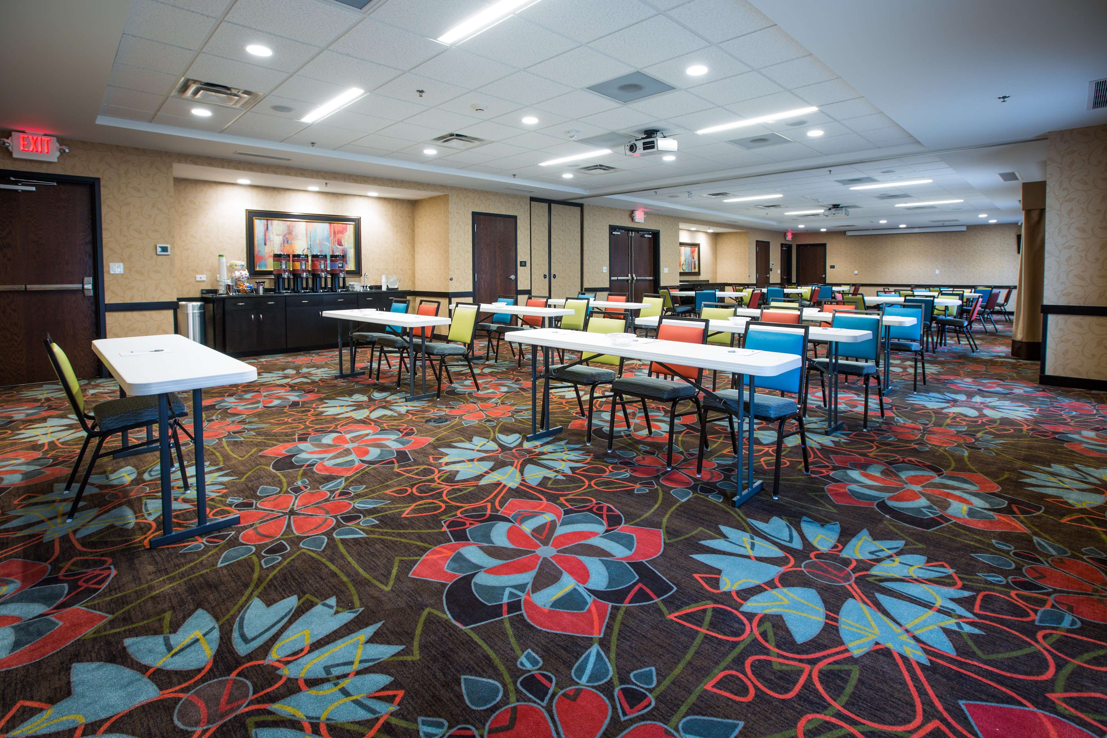 Hampton Inn & Suites Toledo/Westgate Photo