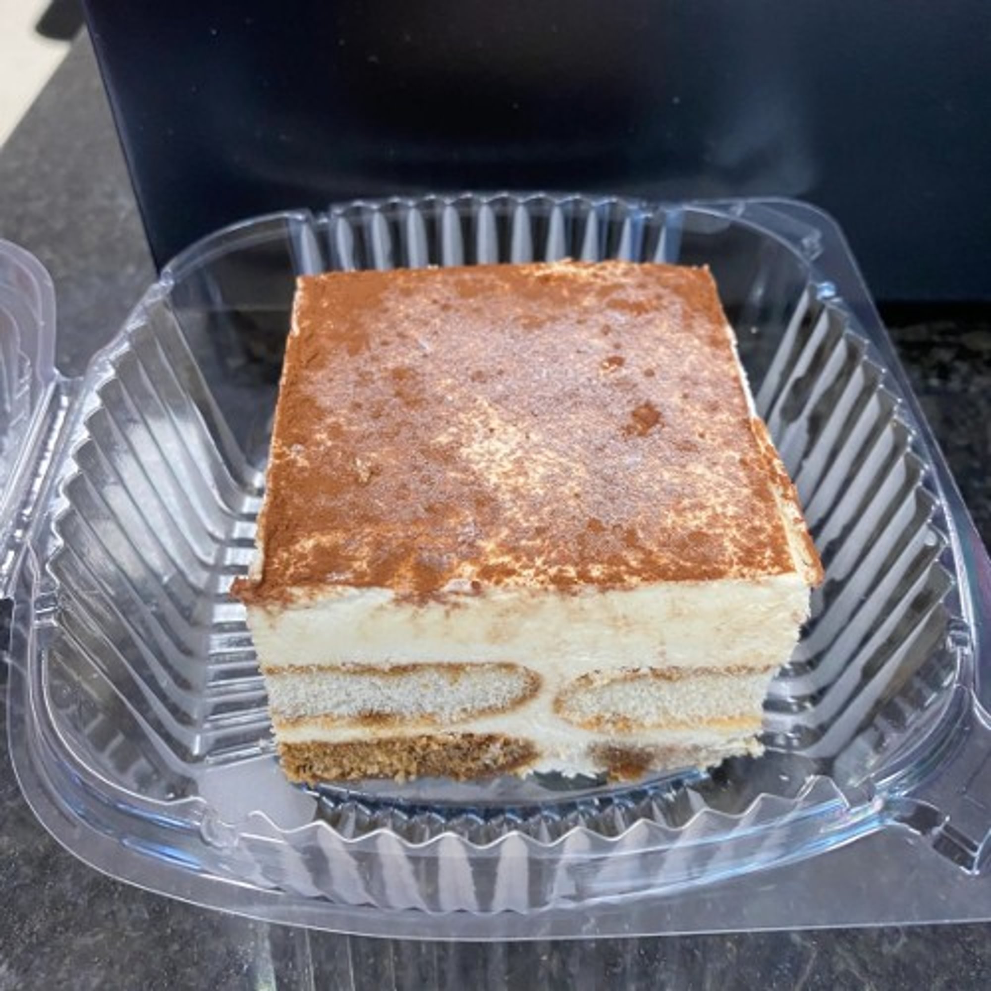 Tiramisu Cake